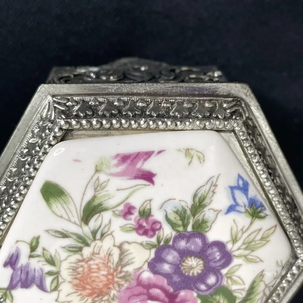 Vintage Japan Jewelry Trinket Box Silver Plated Painted Floral Hinged Top Lined - Picture 4 of 15